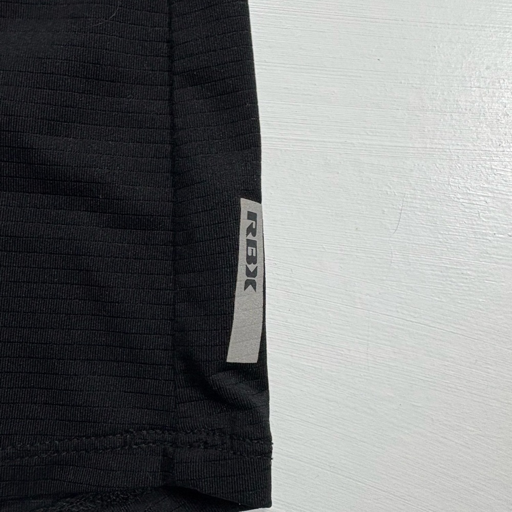 RBK Black Sleeveless Women's athletic Tank Top - Picture 4 of 4